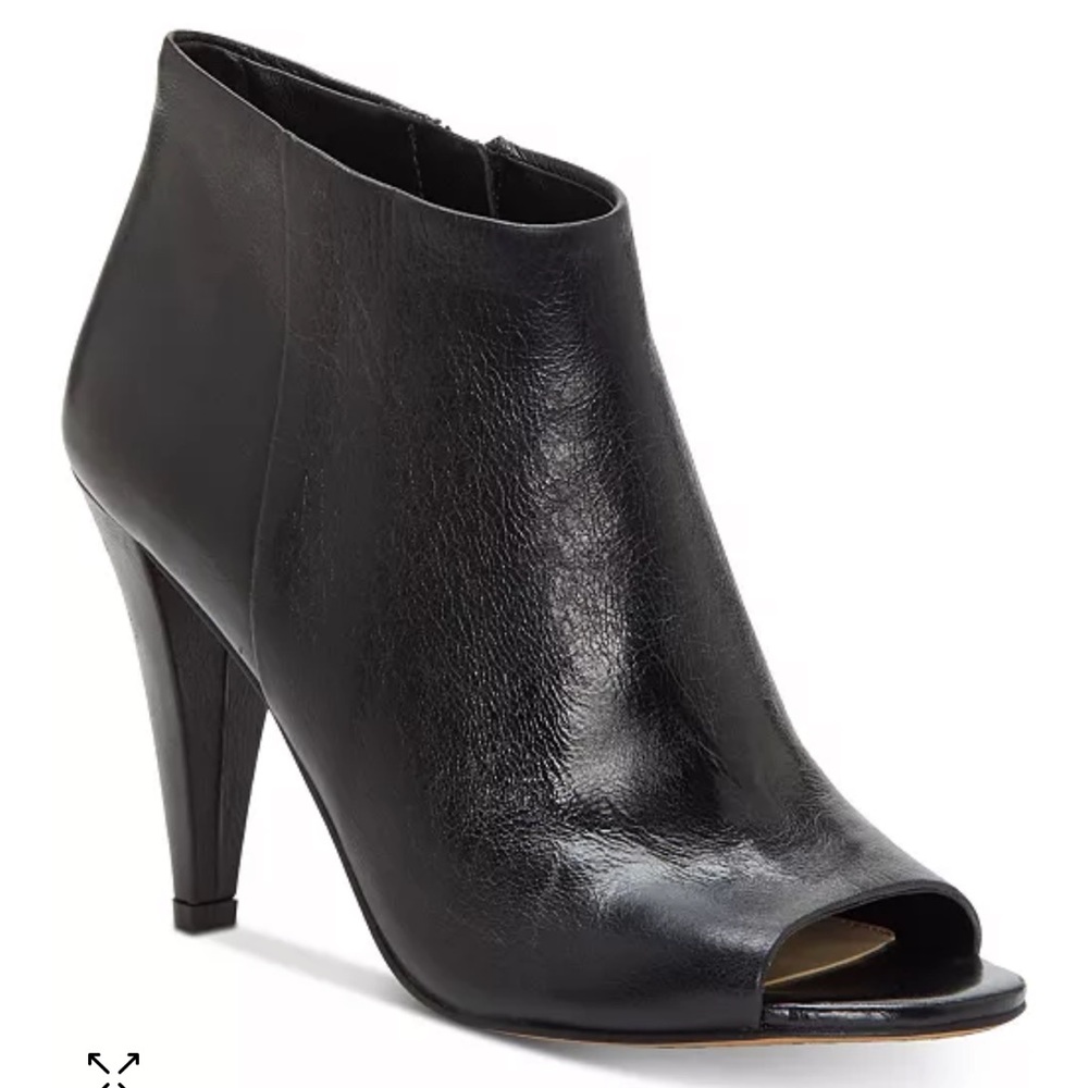Vince Kamuto Azalea Leather Black Booties NWOB